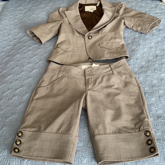 Guess Bermudas - Picture 4 of 4